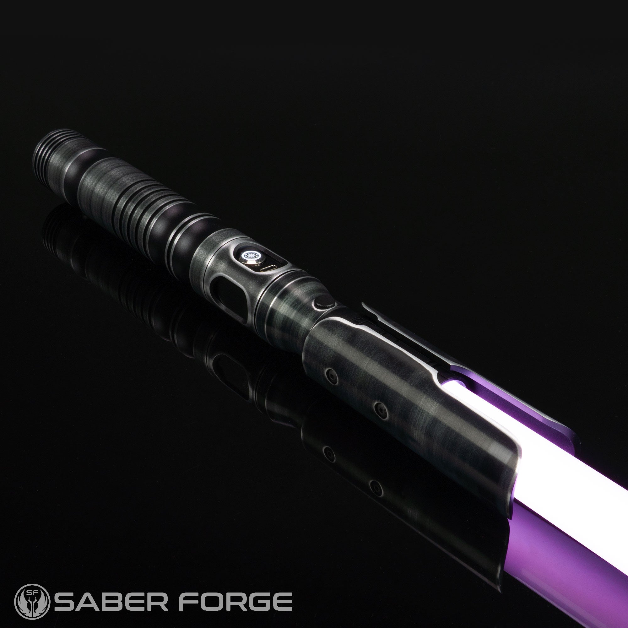Customizable Elite Saber
